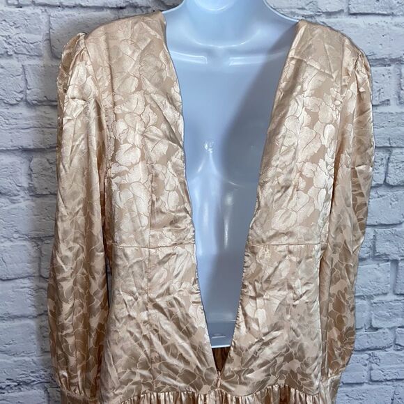 Nasty Gal Large Champagne Eyelet 'Em Stop And Stare Satin Mini Dress - Picture 11 of 16